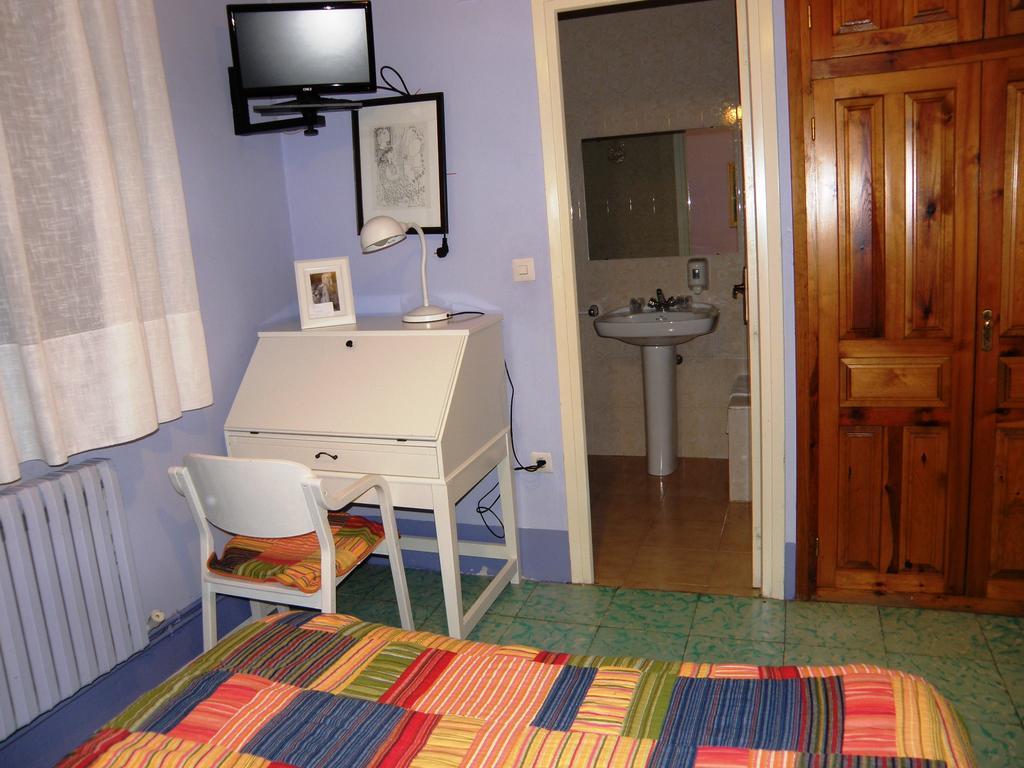 Hotel De La Val Hecho Extérieur photo
