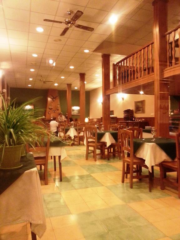 Hotel De La Val Hecho Extérieur photo