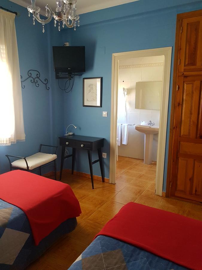 Hotel De La Val Hecho Extérieur photo